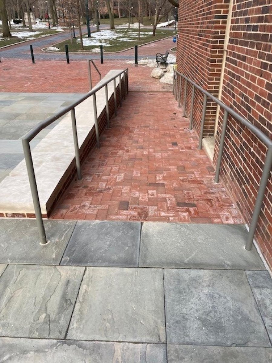 suart_weitzman_plaza_after